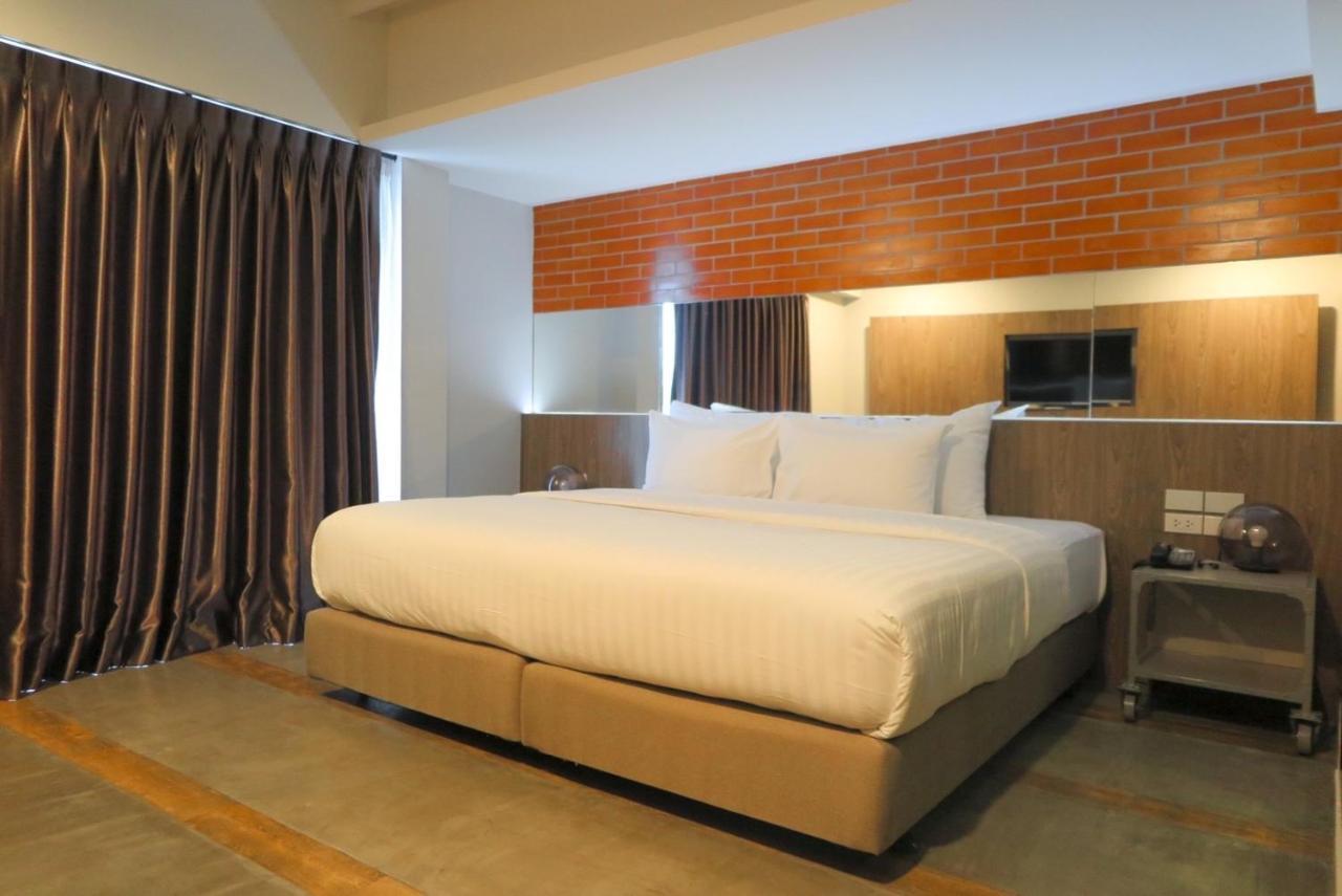 V20 Boutique Jacuzzi Khách sạn Bangkok